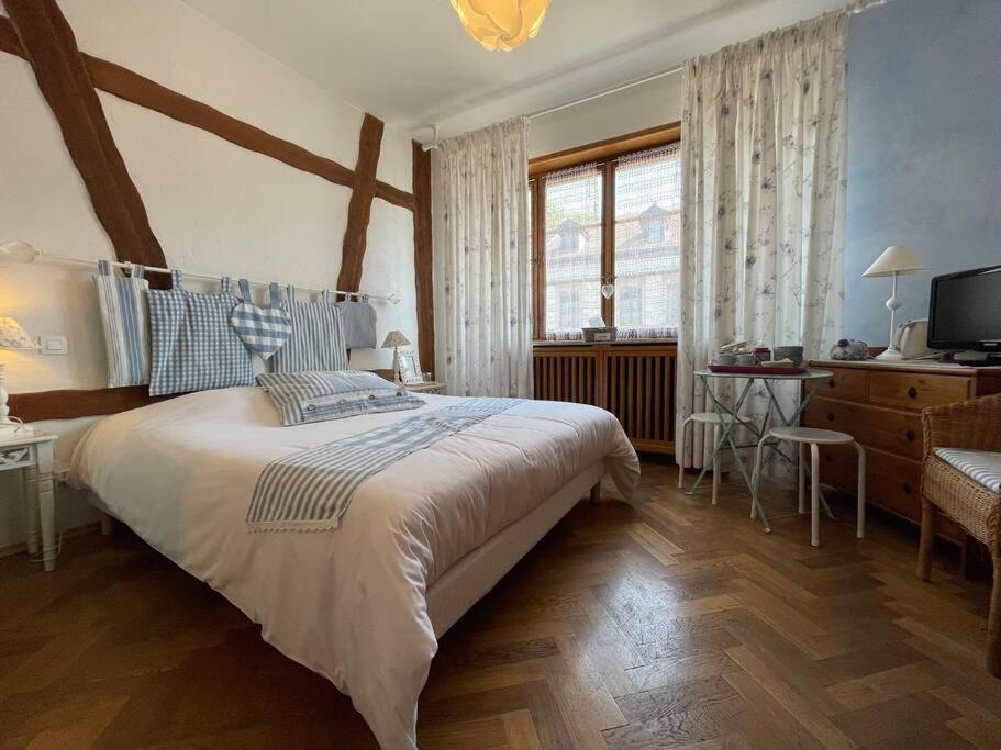 La Petite Chambre Bleue - Centre Historique-2 Pers-Non Accessible Au Personnes A Mobilite Reduite Kaysersberg-Vignoble Buitenkant foto